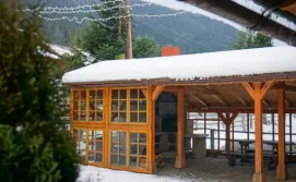 Готель Під Хом'яком