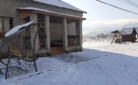 Гостьовий будинок У Мирослави