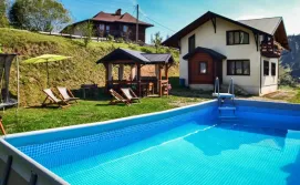 Котедж Тіара