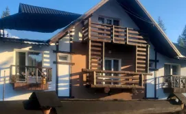 Готель River Hill