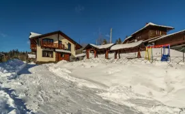 Котедж Тіара