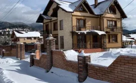 Приватна садиба Чорногора