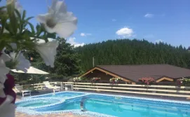 Вілла Парламент