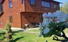 Котедж Медова Хата