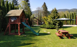 Приватна садиба Градний Узвіз