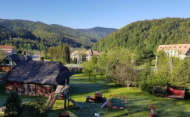 Приватна садиба Панська хата