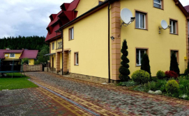 Приватна садиба Святослав