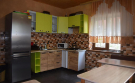 Комплекс для відпочинку Аура Карпат