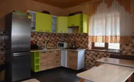 Комплекс для відпочинку Аура Карпат