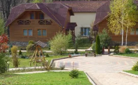 Готель Ерней Лаз