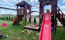 Приватна садиба Edelweiss House