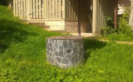 Приватна садиба Червона Рута