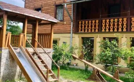 Приватна садиба Яна