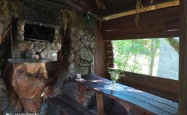 Гостьовий будинок у Юлії