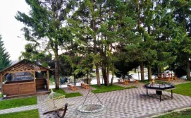 Вілла Парламент