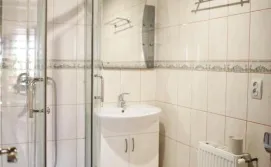 Приватна садиба Погар