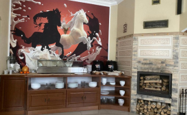 Готель Три Корони