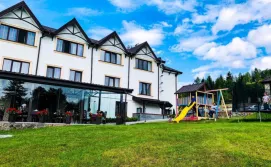 Готель Двір Княжої Корони