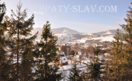 Будиночок Гірський краєвид