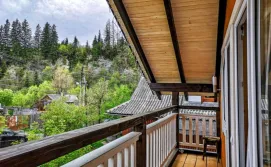 Котедж Скеля