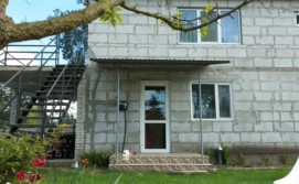 Приватна садиба Родинний затишок