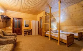 Гостьовий будинок Лелеч