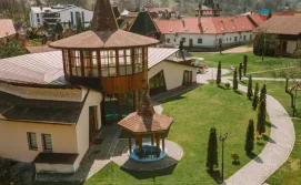 Готель Червона рута