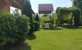 Котедж Довбуша 35а