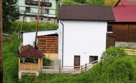 Котедж Хатинка