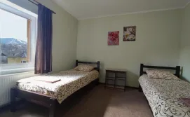 Приватна садиба Гірська палітра