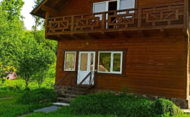 Приватна садиба Потічок