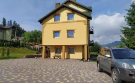 Приватна садиба Гірська палітра