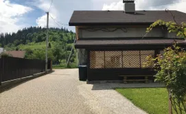 Гостьовий будинок Артемів двір