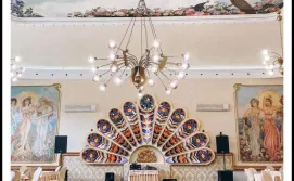 Готель Золота Пава