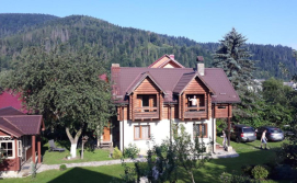 Приватна садиба У Тарнавських