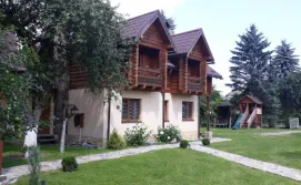 Приватна садиба У Тарнавських