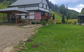 Гостьовий будинок Хатина у долині