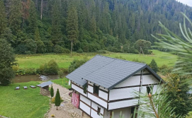 Гостьовий будинок Хатина у долині