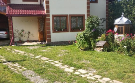 Гостьовий будинок під Липами