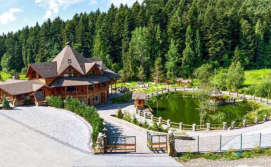 Комплекс для відпочинку Любокрай