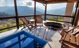 Готель Агора Шале