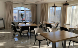 Готель Два Леви