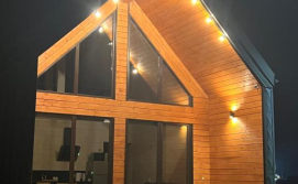 Котедж Barn S&S House