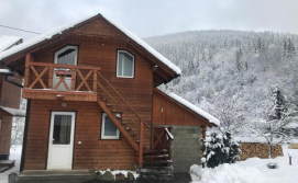 Приватна садиба «Дем'янів двір»