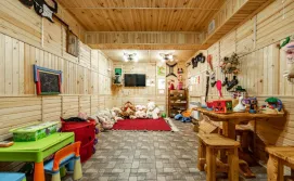 Готель Emerald House