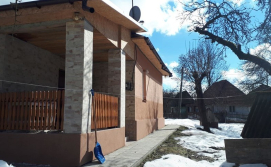 Приватна садиба У Віталіка