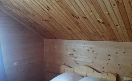 Приватна садиба Між Тростяном та рікою