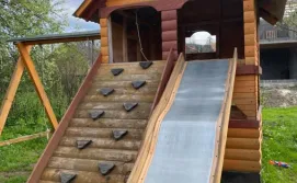 Вілла в Карпатах