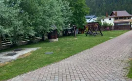 Приватна садиба Коренюки