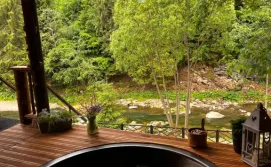 Приватна садиба у Бажанів